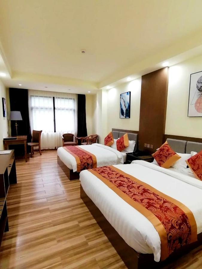 Hotel Tugos Baguio City ภายนอก รูปภาพ