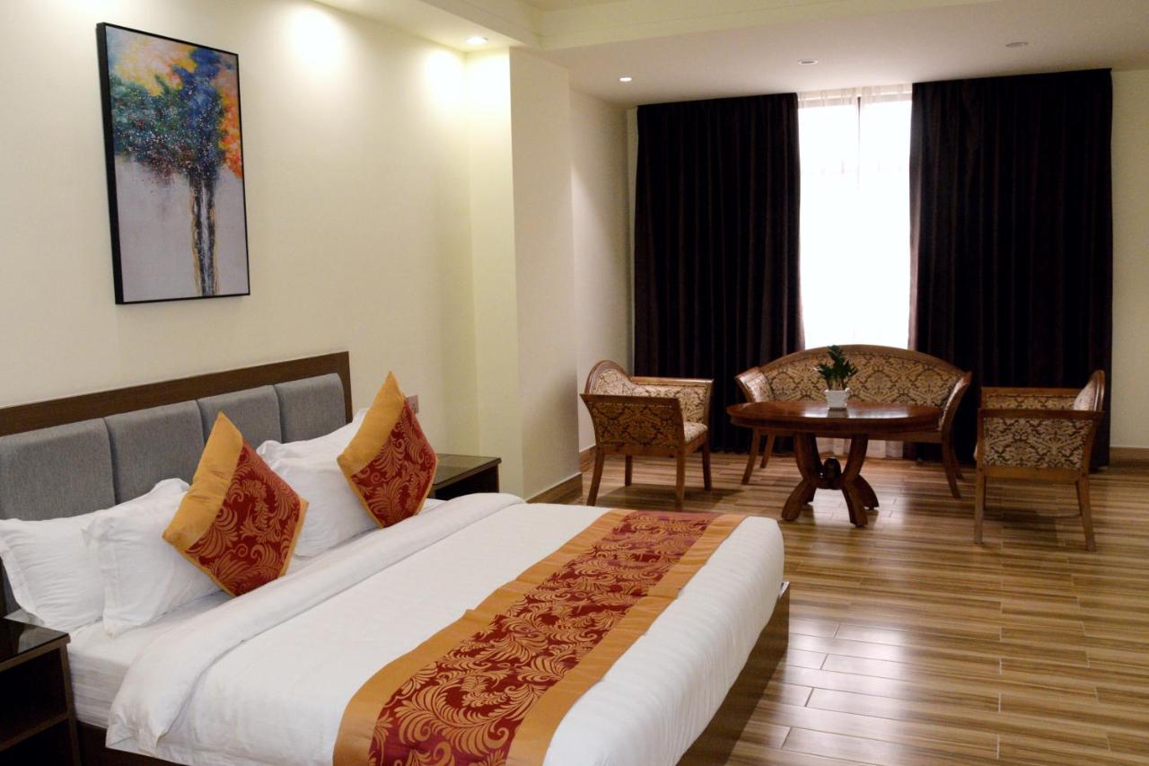 Hotel Tugos Baguio City ภายนอก รูปภาพ